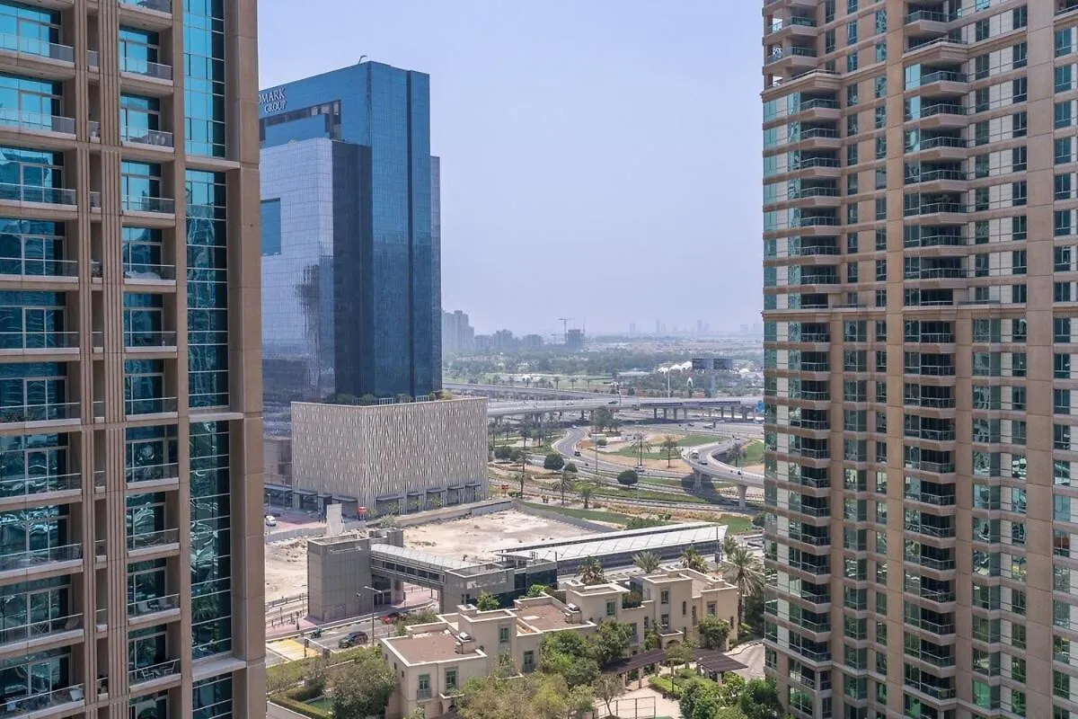 A Lovely 1 Bed Flat In Dubai Marina Apartment