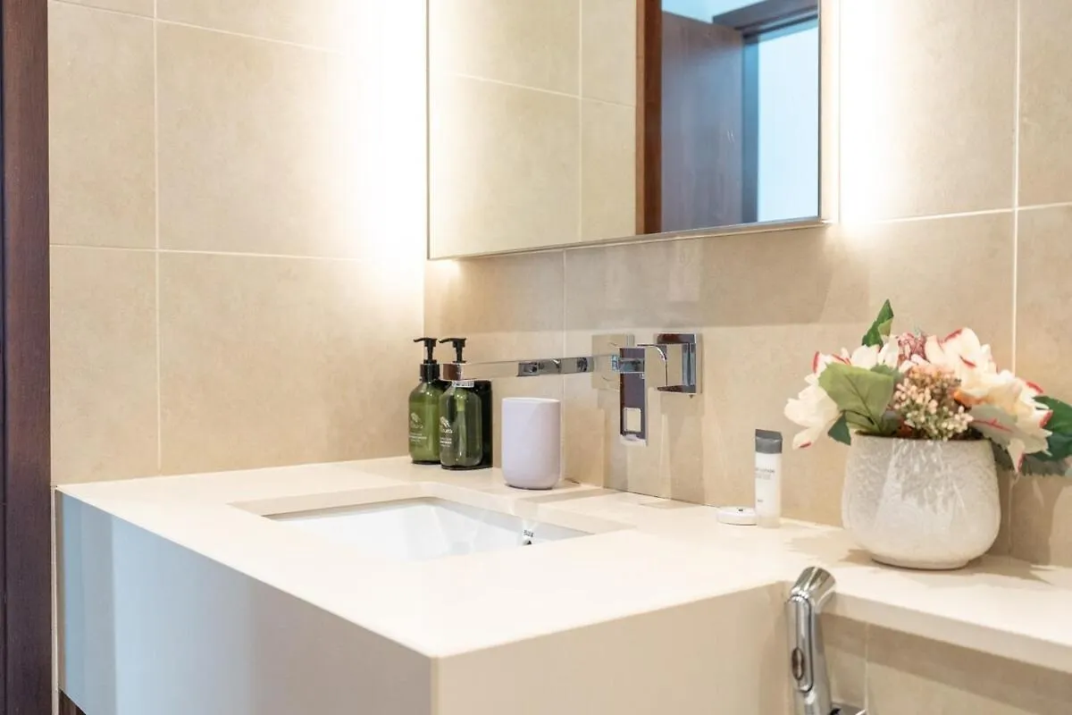 A Lovely 1 Bed Flat In Dubai Marina Apartment United Arab Emirates