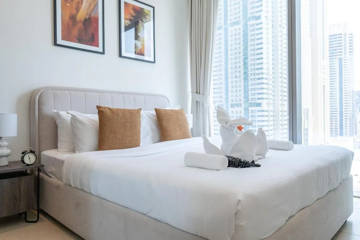 A Lovely 1 Bed Flat In Dubai Marina Apartment