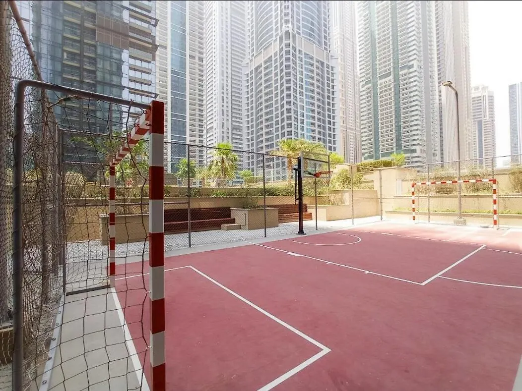 A Lovely 1 Bed Flat In Dubai Marina Apartment
