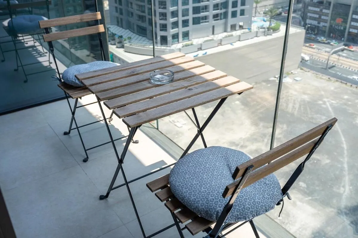 A Lovely 1 Bed Flat In Dubai Marina Apartment